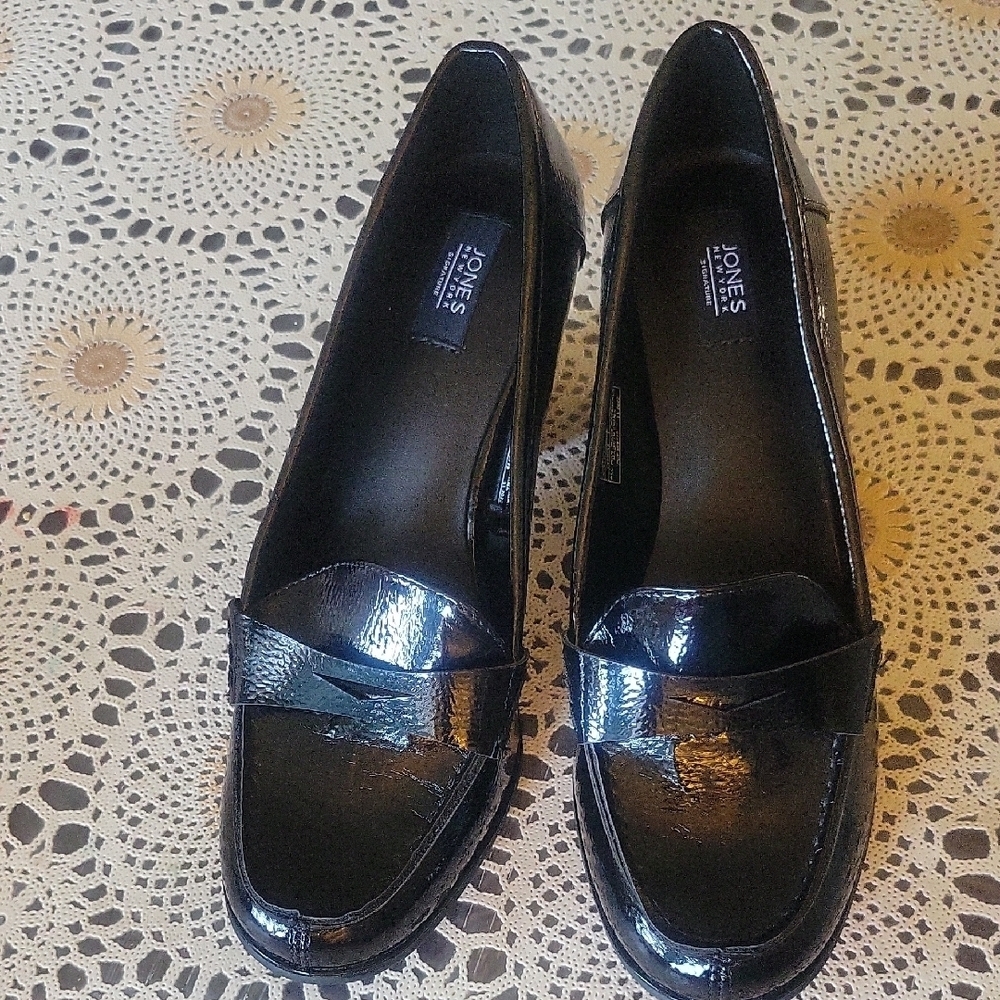 JONES NEW YORK Black Women's  SIZE 9.5 very elegant shoes new without tag